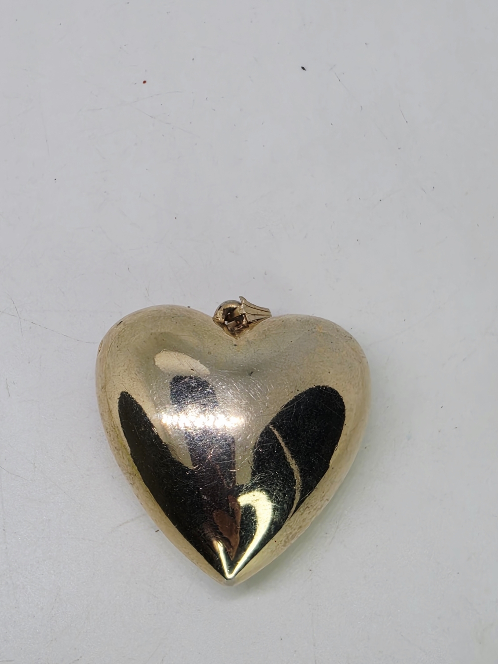 Vintage Victorian Revival Gold Tone Shiny Heart Shaped Pendant For Necklace